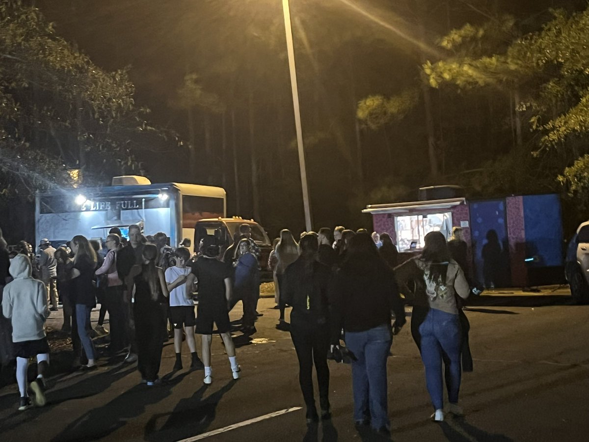 Kenisha S. tweet media