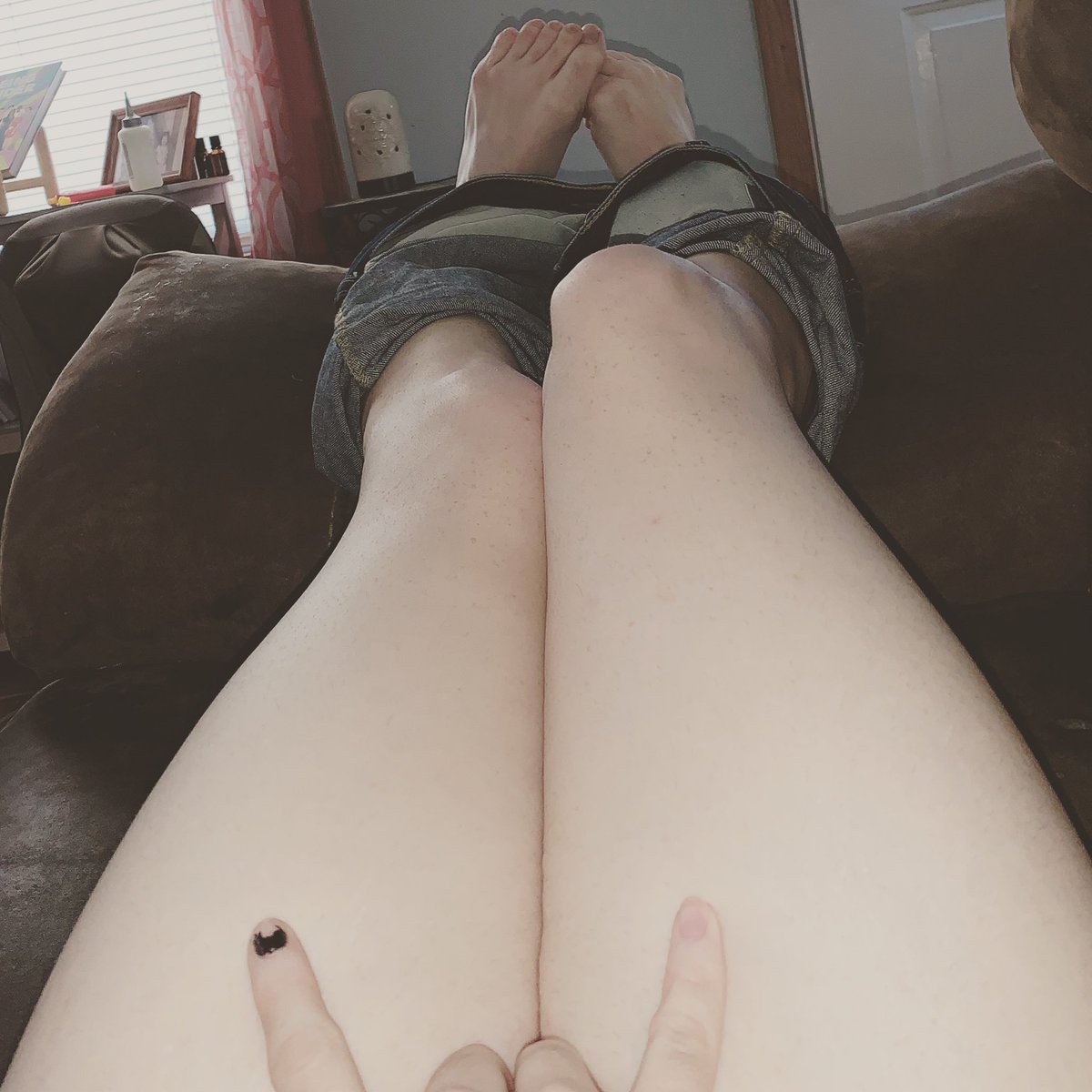 enbysoles's tweet photo. The pose, tho 🤘 https://t.co/wb7jpGyikR