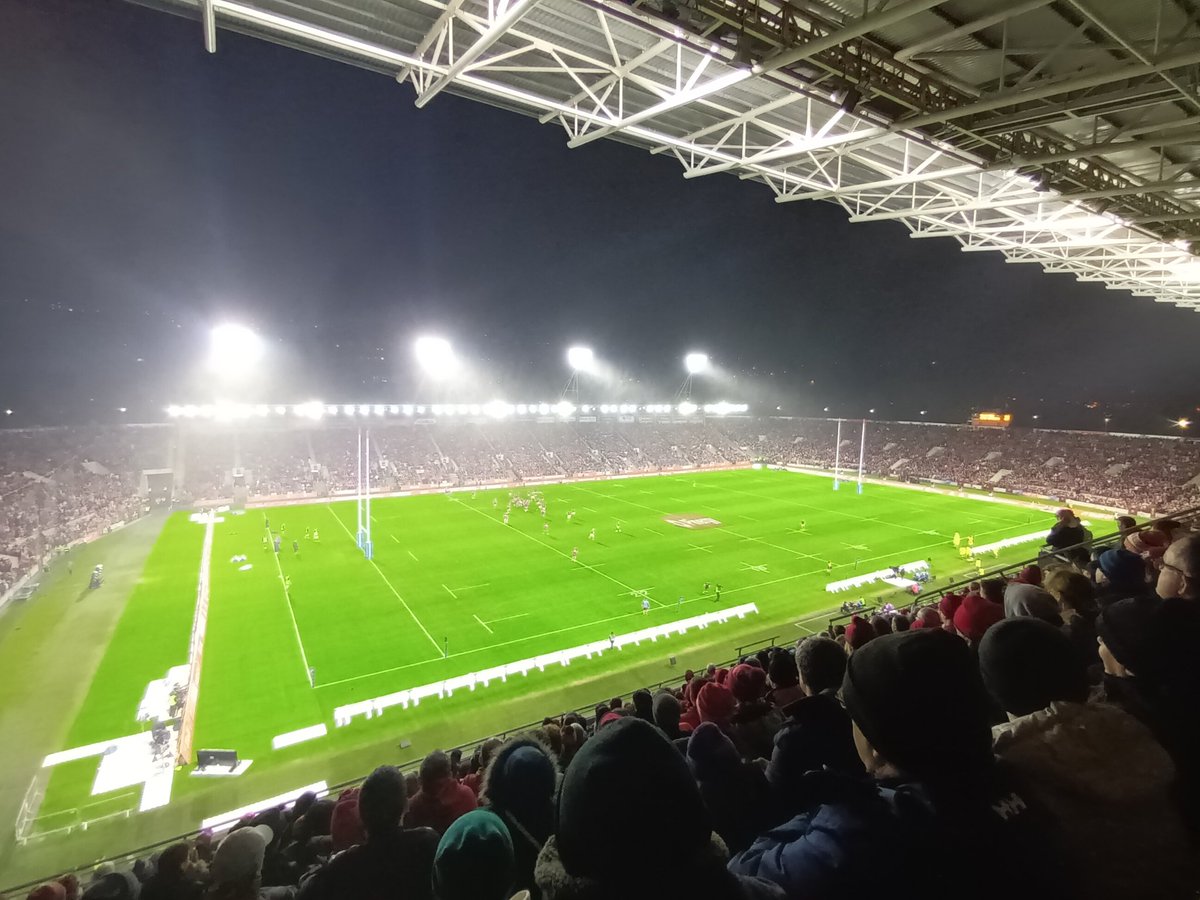 JohnnyjonjonPOW's tweet photo. #SUAF what an epic performance by @Munsterrugby and the Páirc was looking 👌 #MunsterInThePáirc https://t.co/6ugAKOvJHu