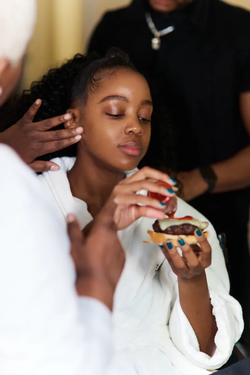 ThusoMbedu's tweet photo. 🖤🤍🖤 https://t.co/XRdxEz7Hd4