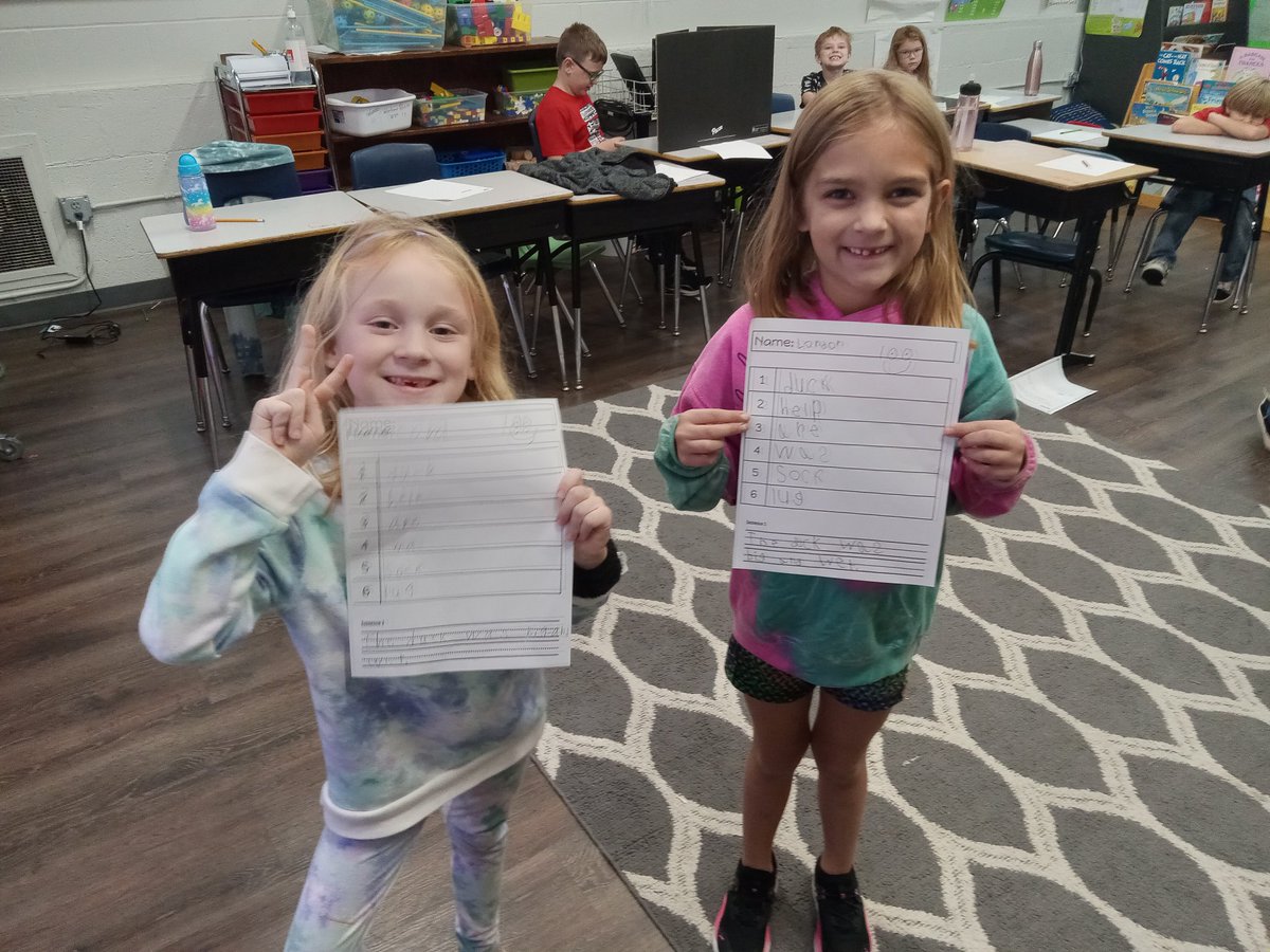 These rockstar reccieved a 100 on their spelling test!