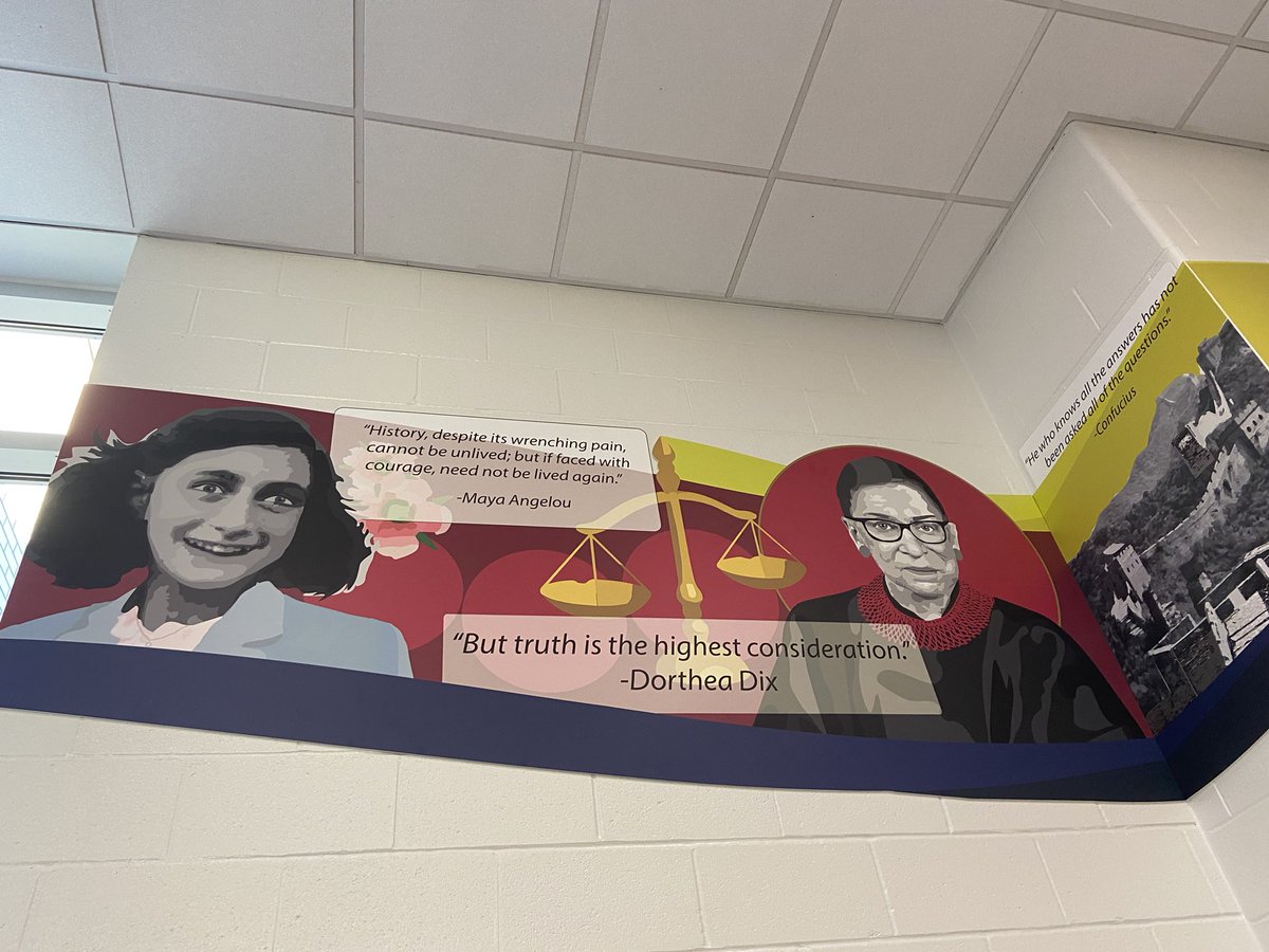 Congratulations to teachers Steve Eichfeld&amp;Melissa Leach <a href="/niskayunahs/">@NiskayunaHS</a> &amp;the amazing student artists who created this mural. “Together the images &amp; messages help to create a sense of community &amp;mission while setting the tone for the respectful discourse this world needs more of.”