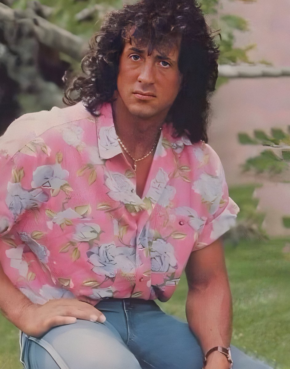 Ilovenostalgia's tweet image. Who is this? Wrong answers only…