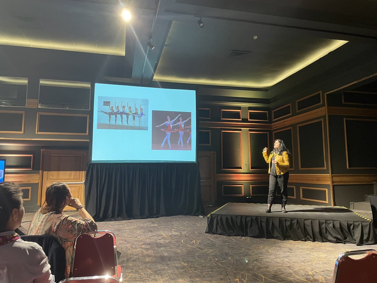 interneurona's tweet photo. Nuestra querida y admirada @sheilambrasil compartiendo su experiencia de vida en la sesión de #NeuroTalk en #SONEPSYN2022
Inspiradora! Mentora!
Gracias infinitas x tu ejemplo
@WorldStrokeOrg @ALATACV https://t.co/yHAVSzjwL8