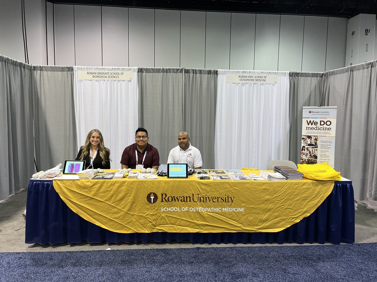 Christopher Knapp (@knappychris) on Twitter photo We are live at <a href="/ABRCMS/">ABRCMS</a>  & ready to answer all of YOUR questions about our graduate programs (neuroscience, cell biology, molecular biology, histopathology, biomedical sciences, etc.). We also have a DO/PhD student here to talk about a career as a physician scientist! #ABRCMS2022 We are live at <a href="/ABRCMS/">ABRCMS</a>  & ready to answer all of YOUR questions about our graduate programs (neuroscience, cell biology, molecular biology, histopathology, biomedical sciences, etc.). We also have a DO/PhD student here to talk about a career as a physician scientist! #ABRCMS2022