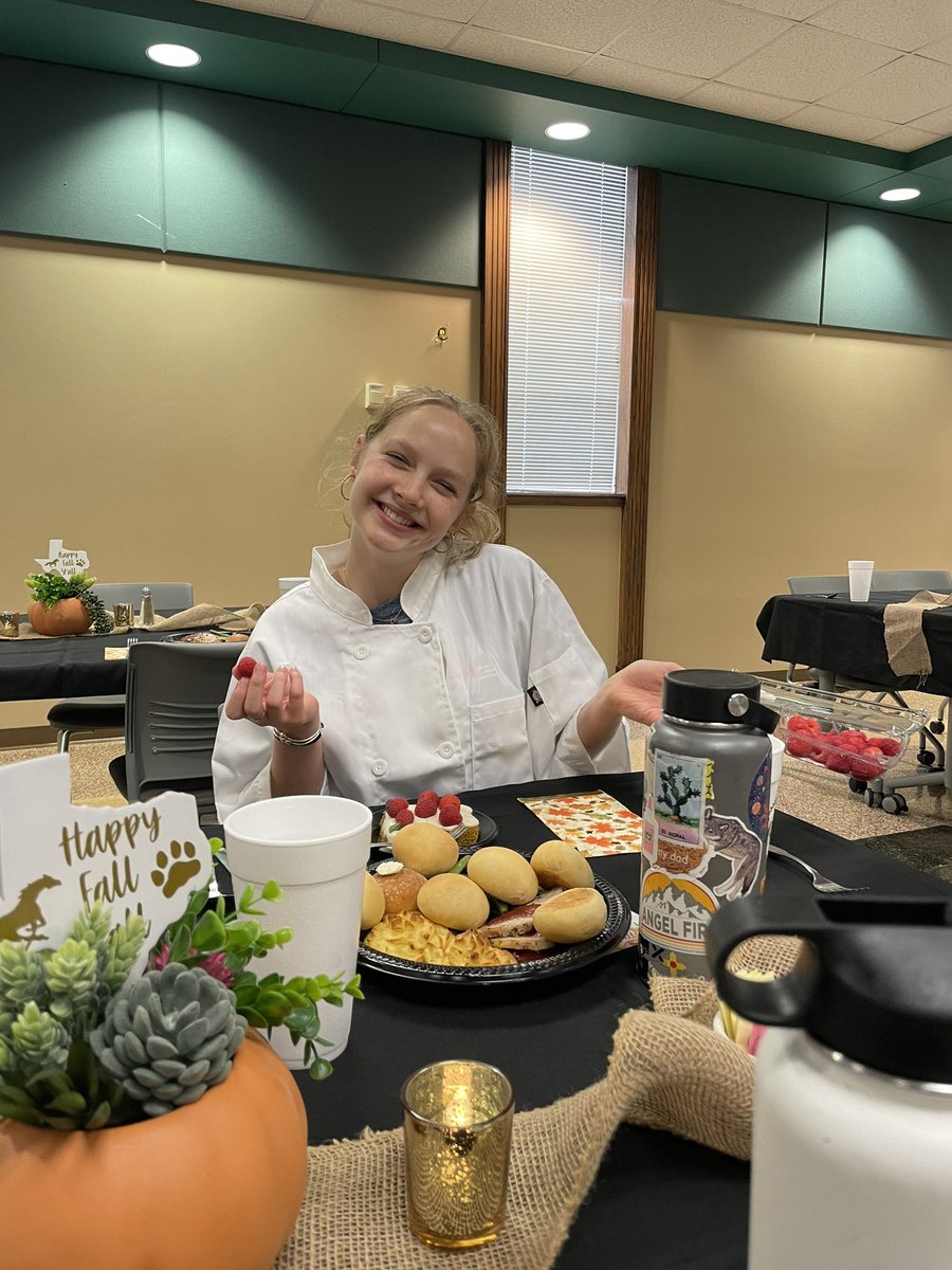 Enjoyed meeting leaders from our community,great food created by our culinary kids and the decor/set up was perfect by the hospitality students. Lucky to have such great departments and leadership in our district.#gcisdcte #ghsdeca #leadershipgrapevine #leadershipcolleyville