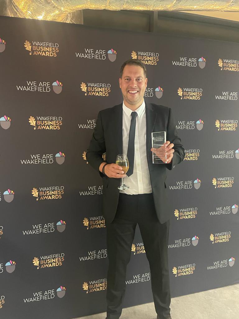community_FACF's tweet photo. ***We won***
Outstanding community engagement.

Frickley Athletic Community Foundation ate here the whole community. https://t.co/SjtQuPb67s