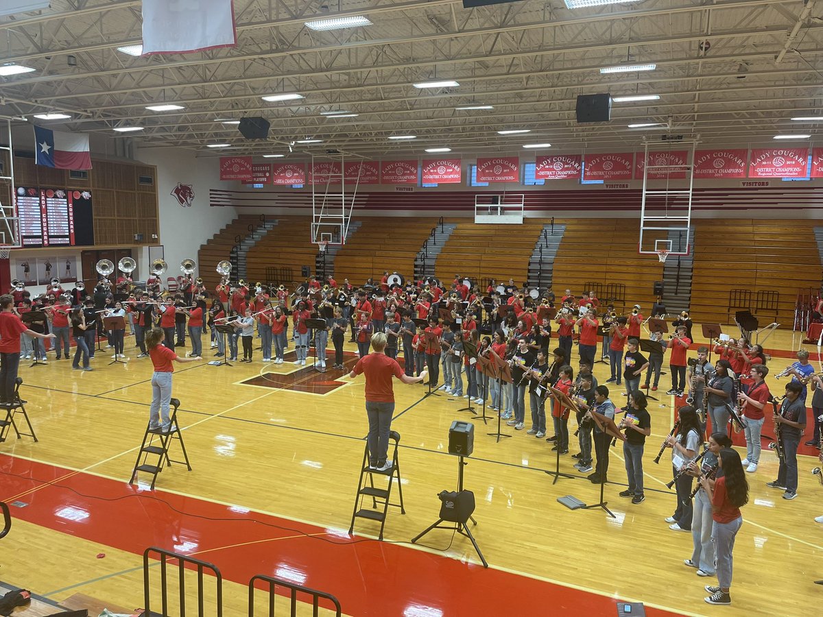 Grand Lakes Junior High Band tweet media