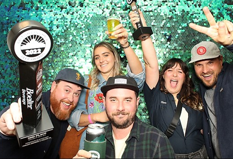 phillipsbeer's tweet photo. Proud of our Phillips crew for picking up two silver awards at the 2022 #BCBeerAwards! Blue Buck 🥈 for North American Amber & Brown Ale, and Dinosour Blackberry 🥈 for Specialty Wild Ale.
Big congrats to all the other fantastic #BCbreweries for their well-deserved awards! 🍻 https://t.co/CmebNjlk18