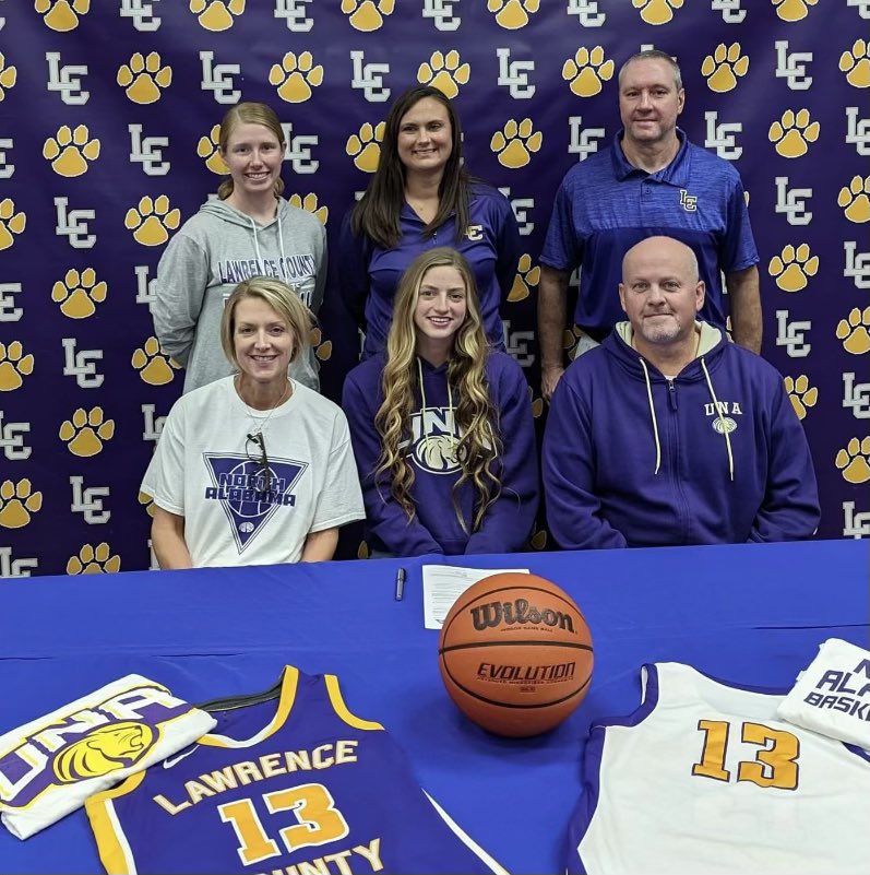 AL Southern Starz (@alsostarz) on Twitter photo STARZ 2023-Harrison 5-11 G KATIE CRISWELL (Lawrence County HS in TN) signed her NLI to continue her Academic & Athletic pursuits at D1 <a href="/UNAHOOPS/">North Alabama Women's Basketball</a> of the ASUN under Head Coach <a href="/CoachTiber/">Missy Tiber</a>! Congrats to <a href="/katie1_13/">Katie Criswell</a>! 👏 Go STARZ! ⭐️ STARZ 2023-Harrison 5-11 G KATIE CRISWELL (Lawrence County HS in TN) signed her NLI to continue her Academic & Athletic pursuits at D1 <a href="/UNAHOOPS/">North Alabama Women's Basketball</a> of the ASUN under Head Coach <a href="/CoachTiber/">Missy Tiber</a>! Congrats to <a href="/katie1_13/">Katie Criswell</a>! 👏 Go STARZ! ⭐️