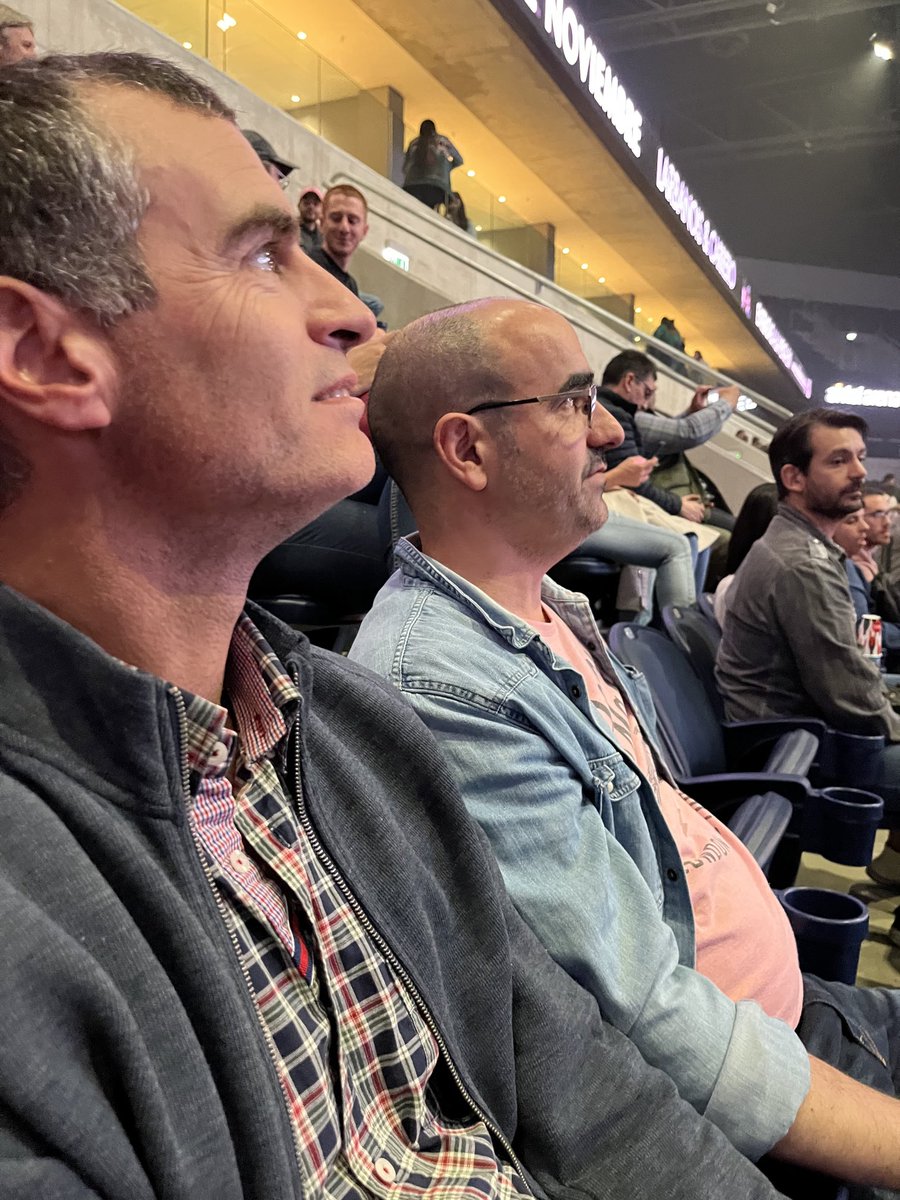 sjguido's tweet photo. #calamaroenantelarena https://t.co/19czqmW6xL