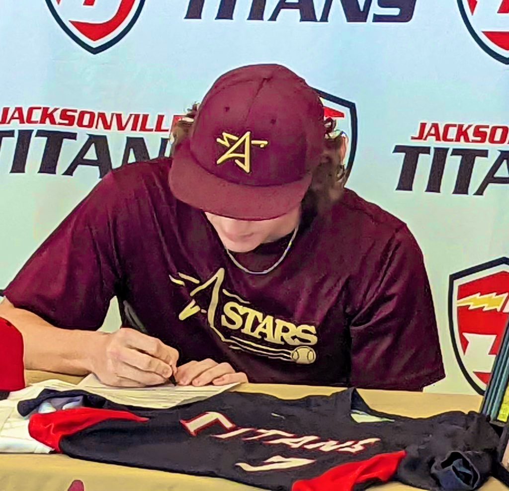 Seth Gray tweet media