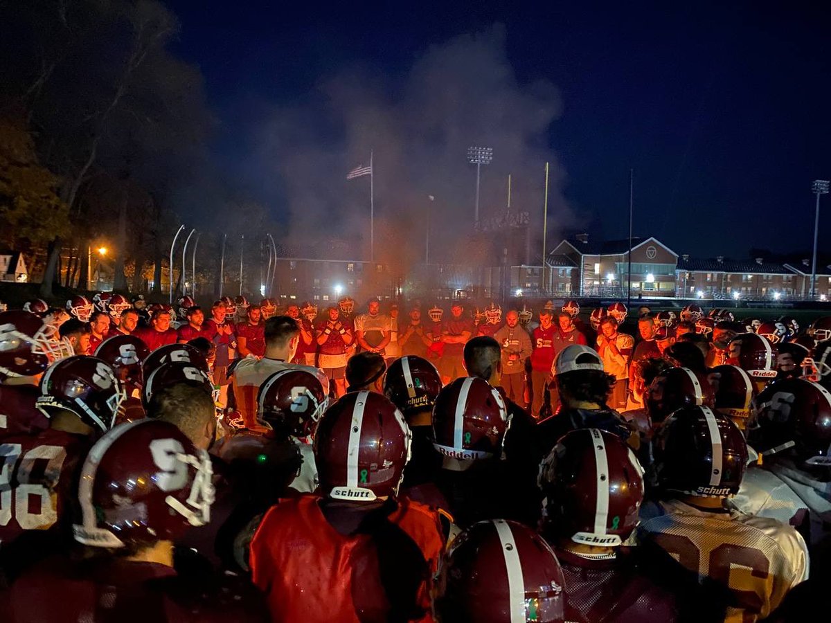Thank you to all the seniors who can now say they’ve made it to The Shoe. Such a memorable tradition in our program🔻 #NotDoneYet #CTB