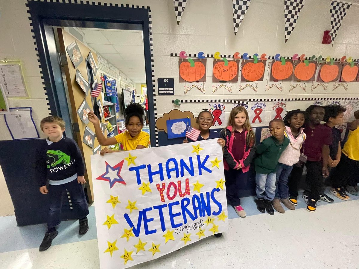 HESMacon's tweet photo. We had a wonderful time at our Veterans Day Program and Parade! Thank you to Westside’s Color Guard and Party Pop Planning for helping us with this event! #Built4Bibb https://t.co/AaYh3GlC7L