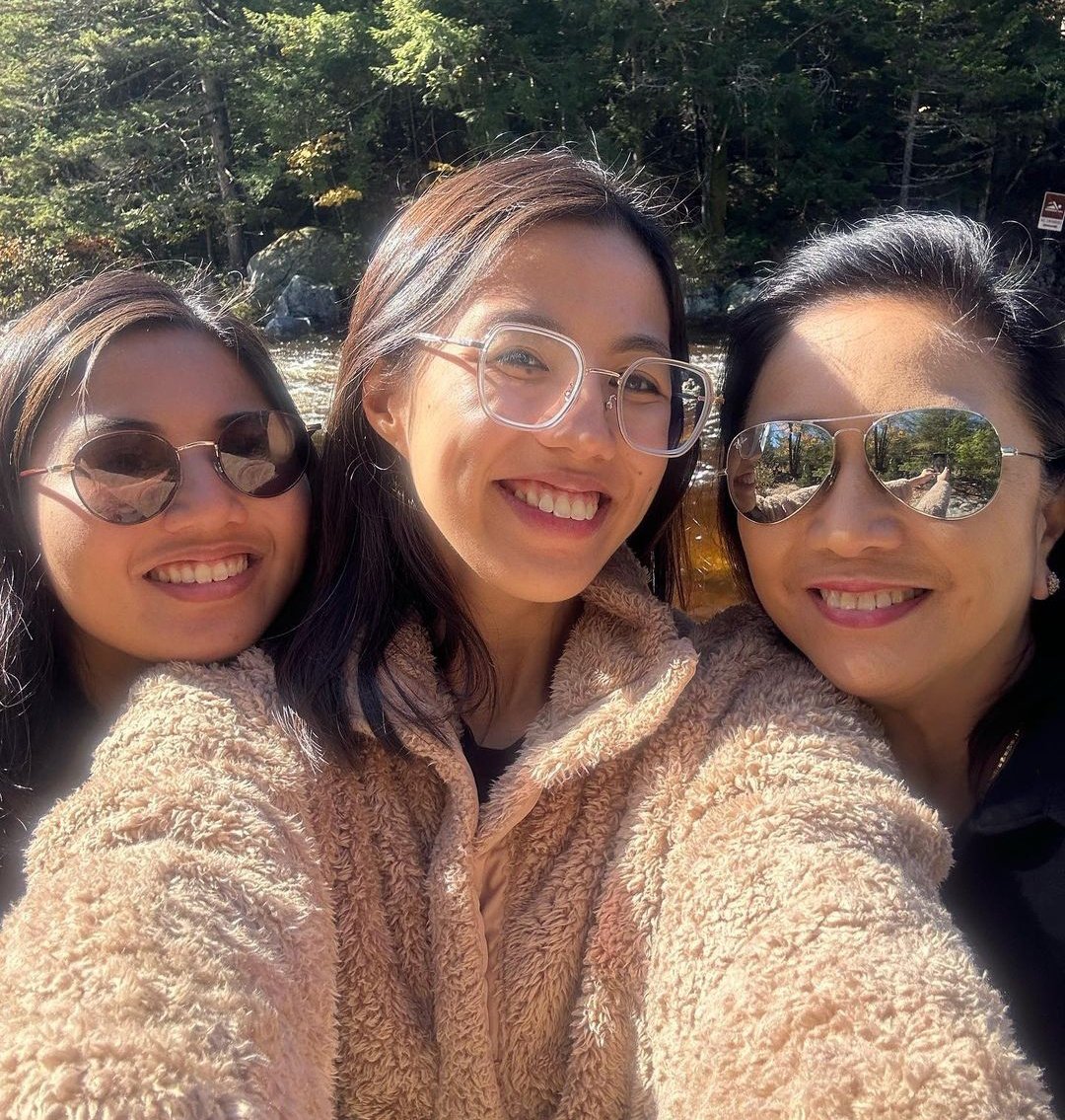 10forleonor's tweet photo. may pogs 😣 https://t.co/xw2oulPTzL