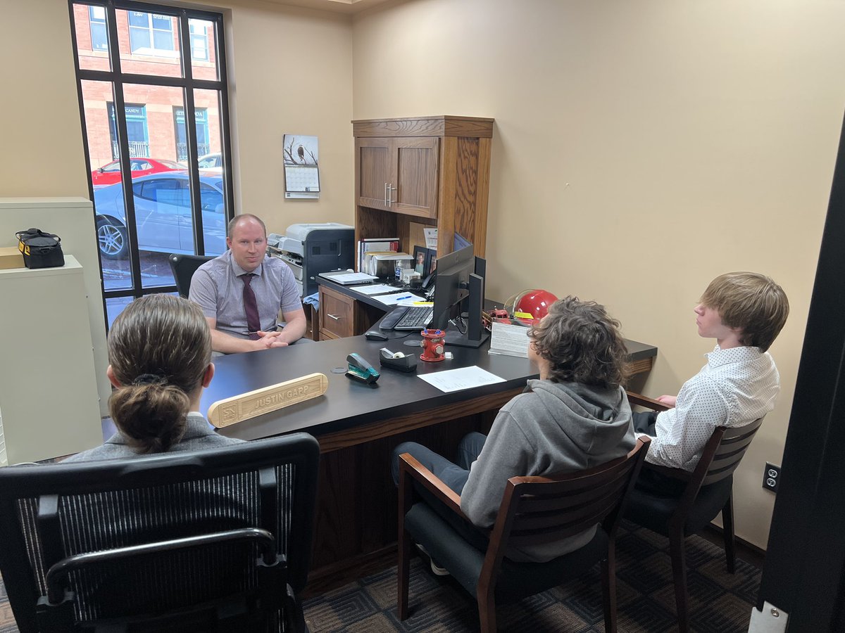 lrknutson3's tweet photo. What a great junior job shadow day. Thanks to this team and everyone who helped with planning and running such an awesome day for our students! Also a few more photos from the on site shadows! @WayneSchools We have a great community! https://t.co/i1f6LhlWUh