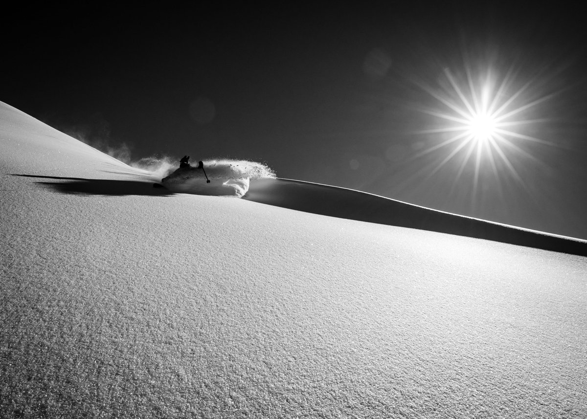 🤝 Skier: @haydenxprice 📷: @kh.chris #ReturnToNature #Icelantic