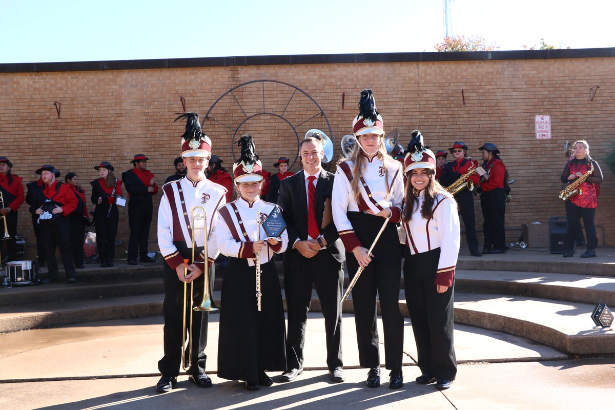NWOSU's tweet photo. Hundreds gathered around the downtown square on Saturday, Nov. 5, for our annual #NWHoco parade, then headed to #NWOSU Ranger Field. The theme was “Together We Ride.” People came from all over to be in Alva for this event. Full story👉https://t.co/ZzjQIFtFN9 https://t.co/YWvdWGqPsv