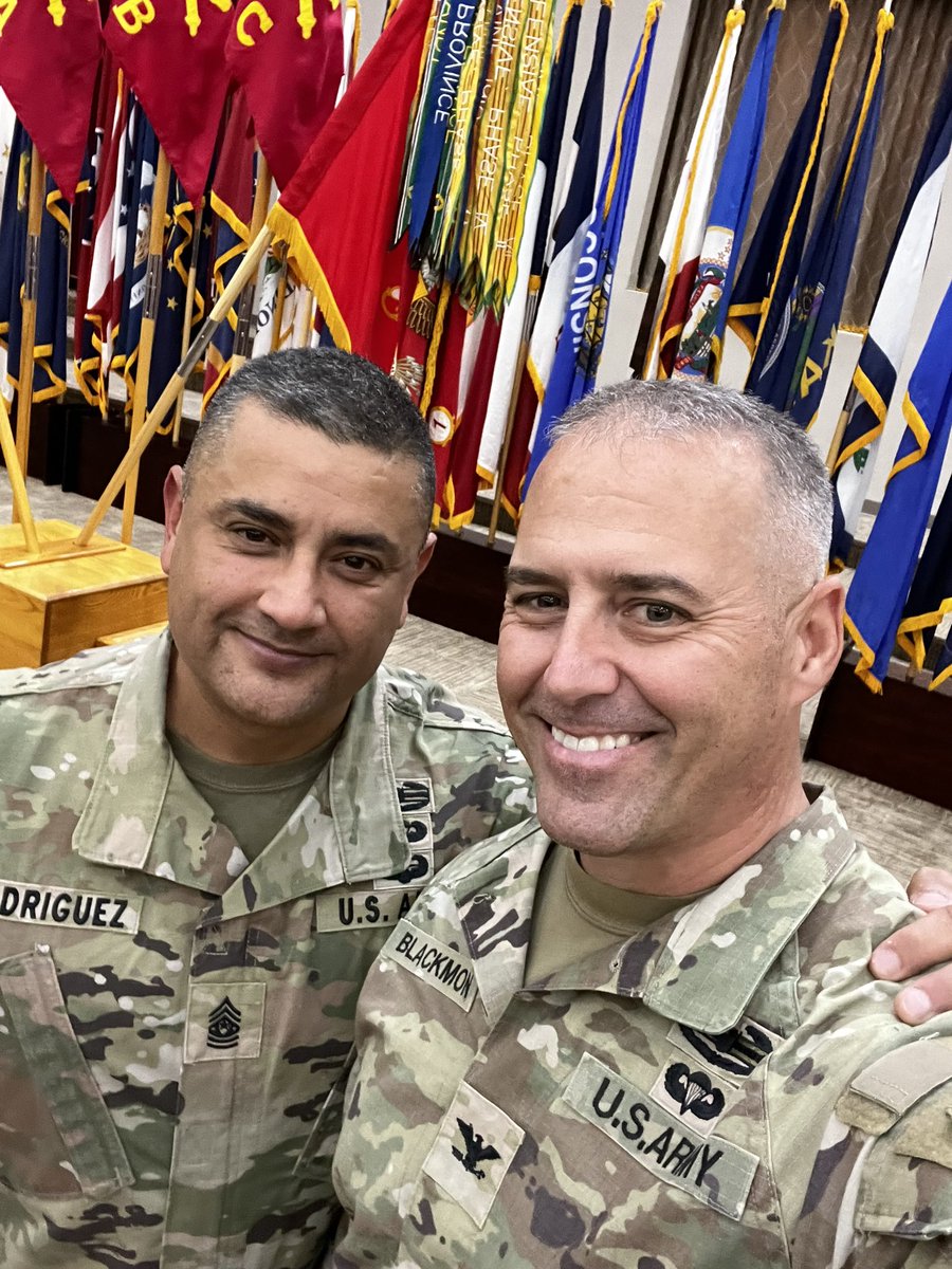 GolfingGunner's tweet photo. @OfficialFtSill said goodbye to @CSM_R_Rodriguez as he heads off to assume responsibility of @101stDIVARTY. The Screaming Eagles, @101stAASLTDIV, are getting a companionate and caring leader and will be better because of him.
#RedLeg4Life https://t.co/BGdLeYkWAx