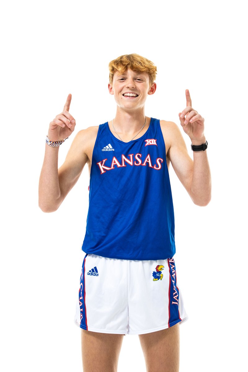 kansastfxc's tweet photo. 𝙒𝙚𝙡𝙘𝙤𝙢𝙚 𝙩𝙤 𝙆𝙖𝙣𝙨𝙖𝙨, 𝘾𝙖𝙧𝙩𝙚𝙧!

#RockChalk | #KUtrack https://t.co/MFGsRBa8Ed
