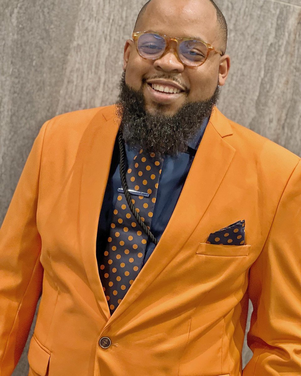 PastorRonaldRay's tweet photo. Made it to the house of the Lord tonight. Something a little different but I think I pulled it off well. #HolyConvocation2022 #COGIC https://t.co/WqadpWEpHT