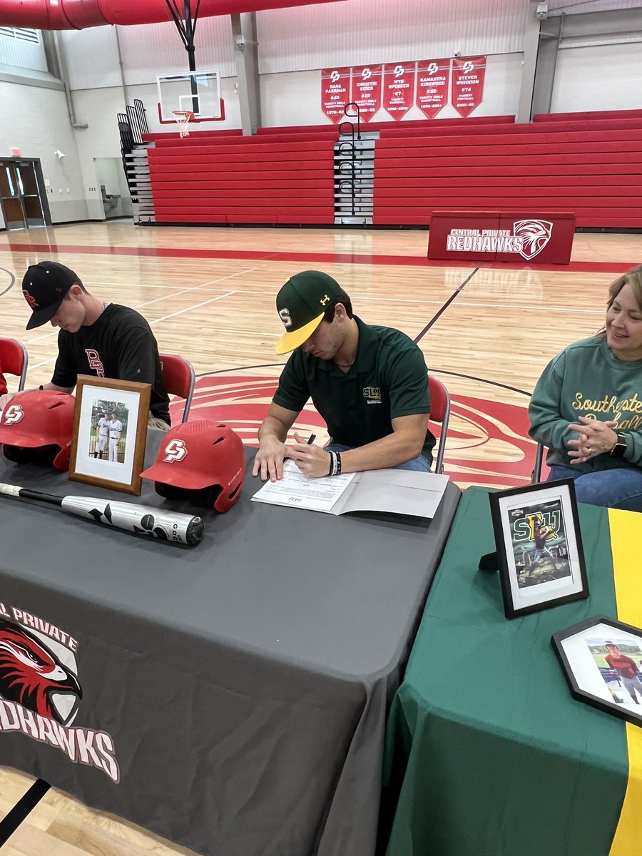 CentralPrivate tweet media