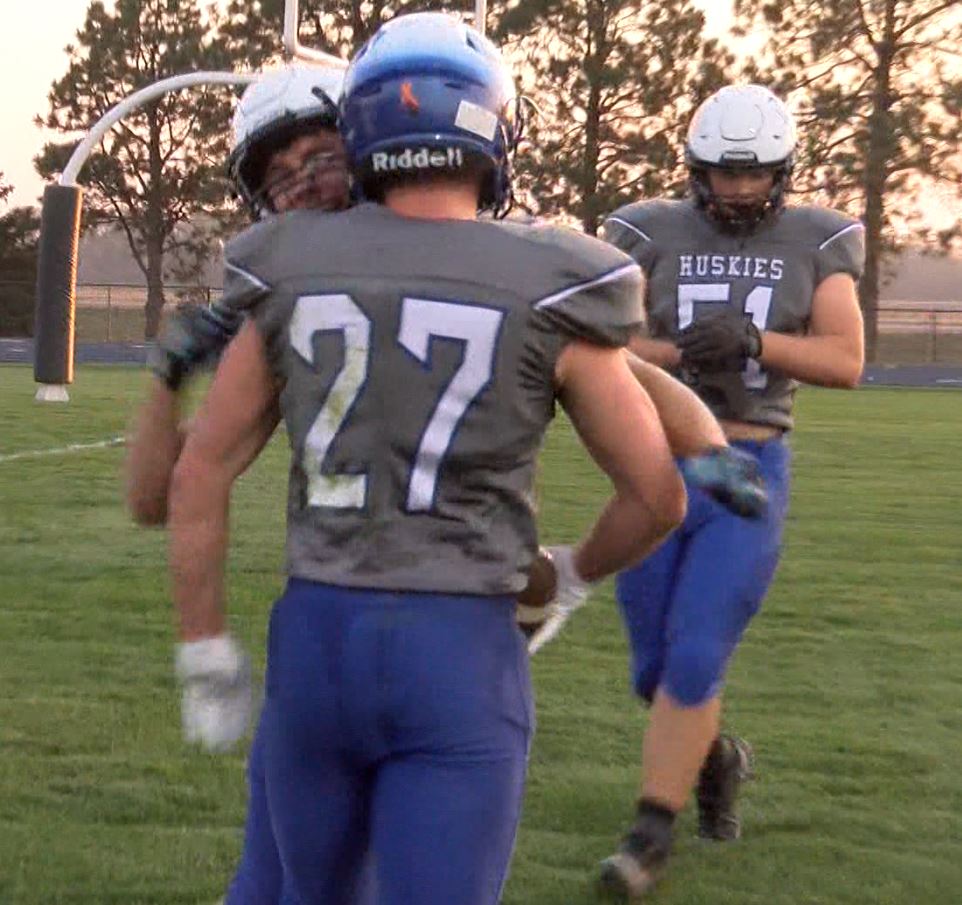 HISTORIC HUSKIES! 

<a href="/EpjFootball/">EPJ Football</a> reflected on their success so far as they are set to play in their first-ever state title game, facing off against Winner in a rematch of last season's Class 11B state semifinal! 

WATCH HERE 🏈⬇️
siouxlandproud.com/sports/elk-poi…