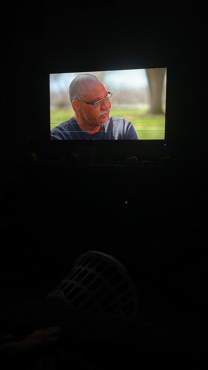 JessLeKb's tweet photo. @tyhenrymedium i cried watching this episode🥺my heart goes out to Peter🥺and Felicia and your mom! I hope you have found answers to everything or anything💙 #Lifeafterdeath https://t.co/x8Eh9w5H7A