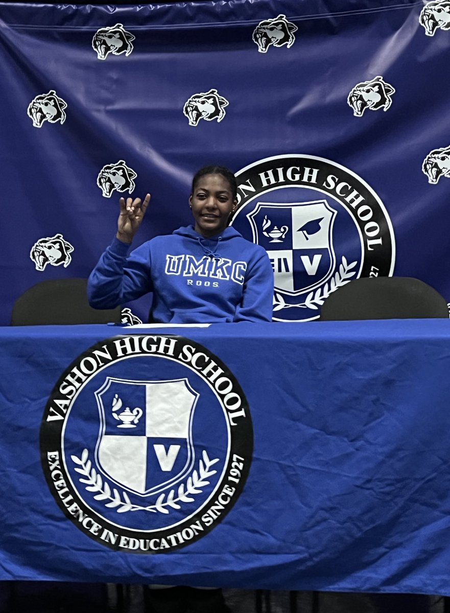 Vashon Girls Basketball tweet media