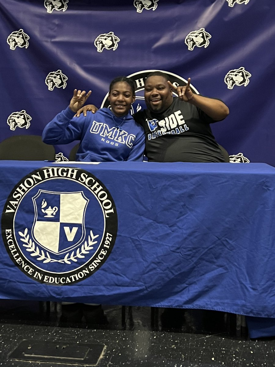 Vashon Girls Basketball tweet media