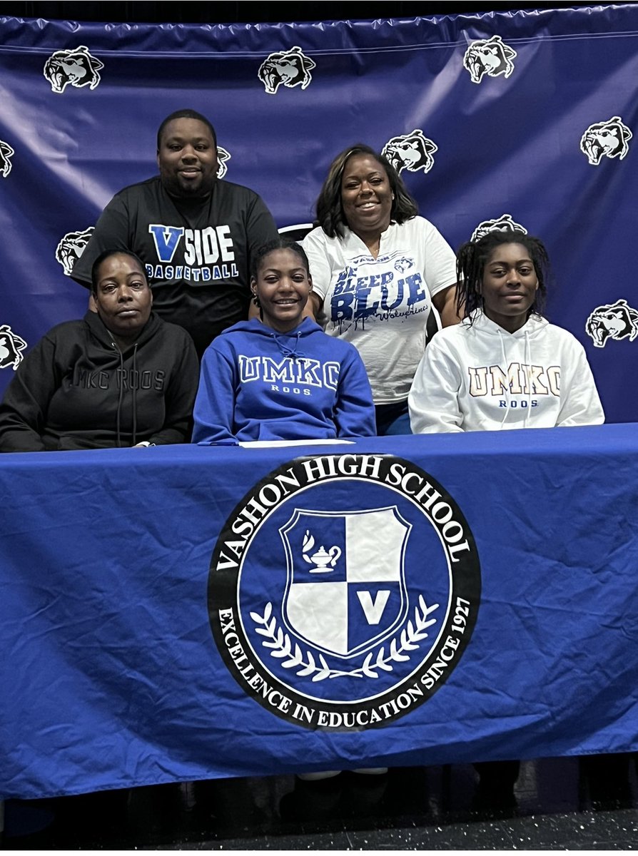 Vashon Girls Basketball tweet media