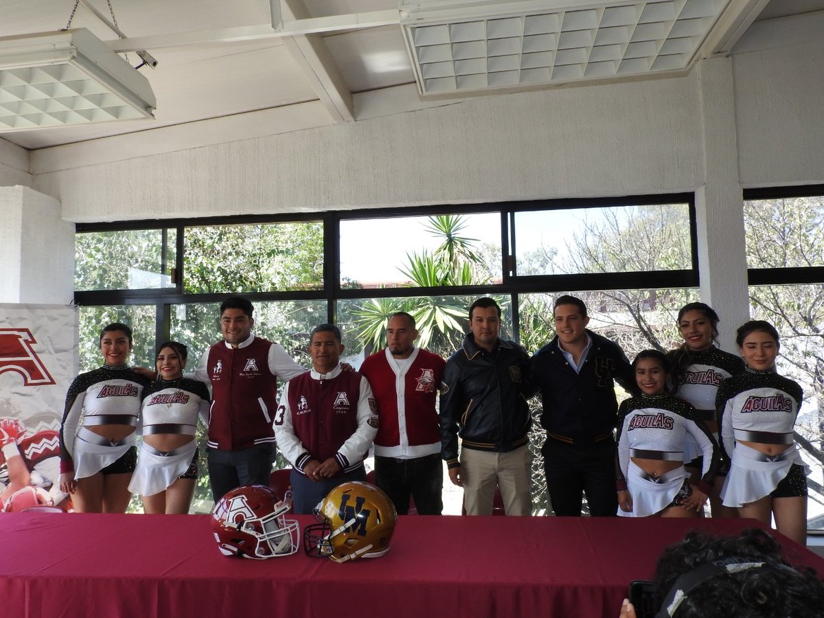 Todo listo para el #ClasicoEstudiantil #PolivsUnam
<a href="/AguilasIPN/">Águilas Blancas IPN</a> vs <a href="/PumasCU_fba/">Pumas CU FBA</a>