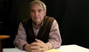 Evangelia_5555's tweet photo. Rafael Cadenas nuestro ensayista y poeta venezolano, nativo de Barquisimeto, gana el premio Cervantes 2022
El Premio Cervantes es el más prestigioso de la literatura en castellano.
Esta noticia si es digna de tendencia, esto si es algo que verdaderamente nos enaltece. https://t.co/LLuEZqI1nF