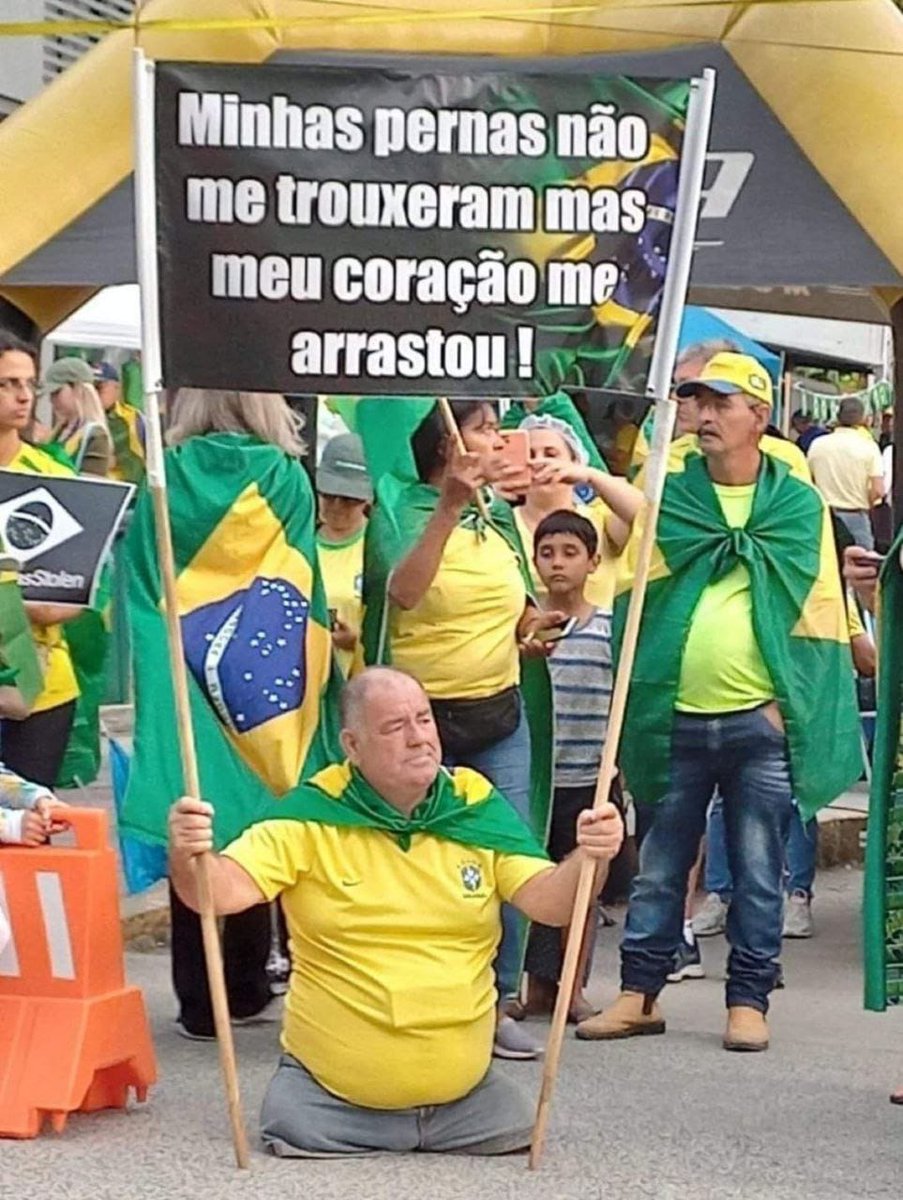 anacsonamum's tweet photo. #obrasilembrasilia @FoxNews #SOSFORCASARMADAS https://t.co/N7PtfmhYig