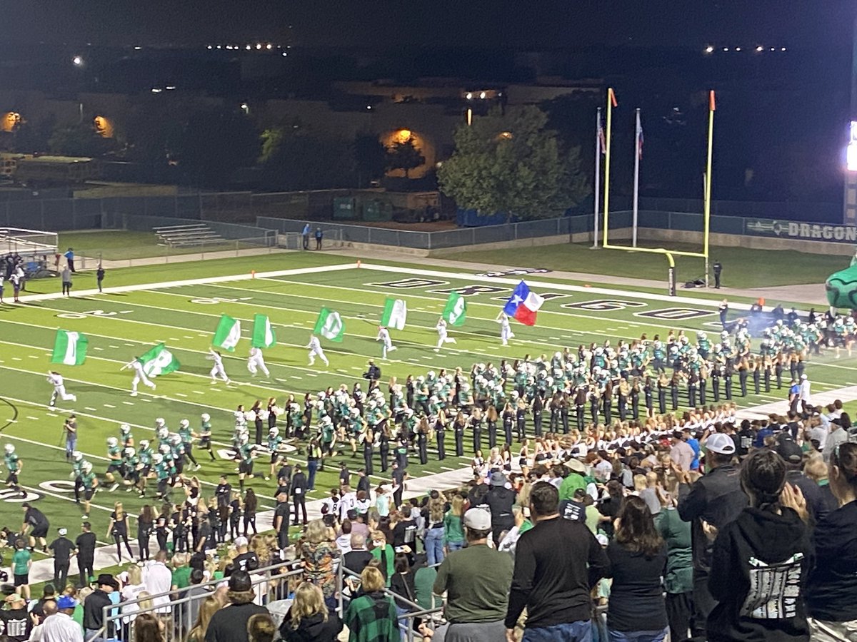 JES_Dickinson's tweet photo. It’s time. Finish This!! Black pants, blonde hair, we ALL care! Go Dragons Go!! #playoffsbaby #beatCrowley #likeadrum @SLCAthletics https://t.co/uFZ7EBjql1