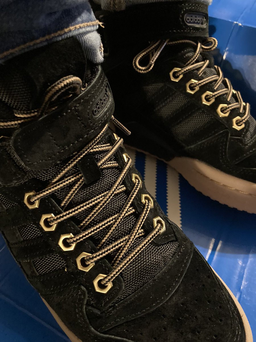 Grungekid84's tweet photo. My new @adidas boy!!! This is my first pair of Forum Mids and I love them!! #Forum #AdidasForum #AdidasLife #3StripeLife #AdidasFanatic https://t.co/j4vtyuuIi9