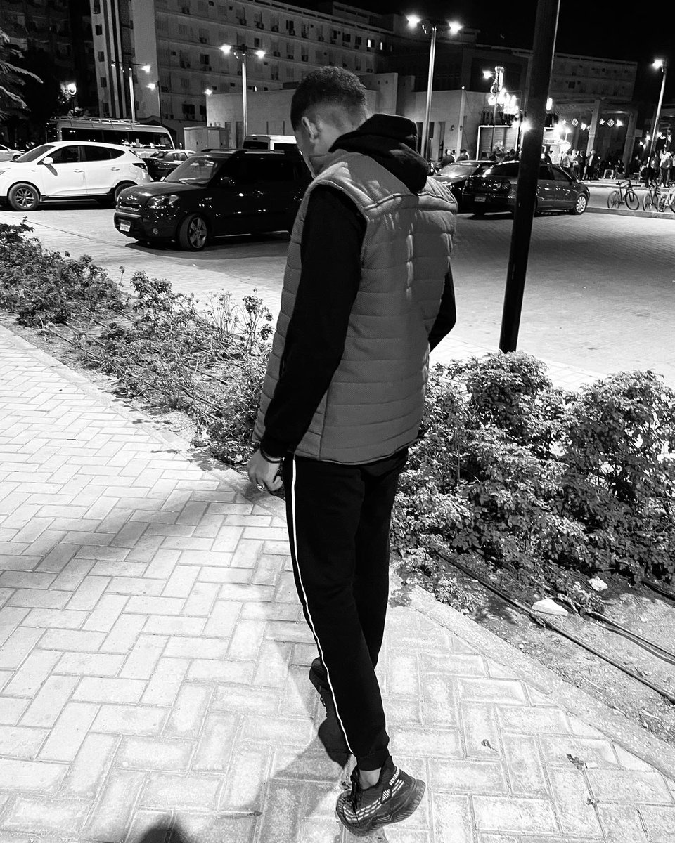 mostafa_hussi3n's tweet photo. ♻️🖤 https://t.co/HriLRglYeE