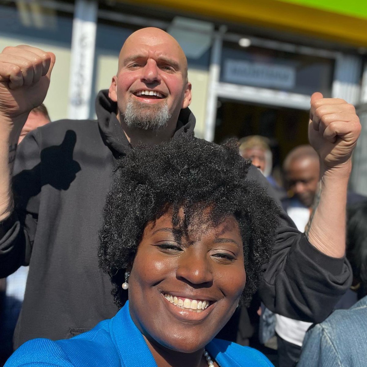 Dan Gerous, Inc.🐷🍻 on Twitter "RT JohnFetterman Woo hoo! Joanna4PA will be PA’s new Speaker