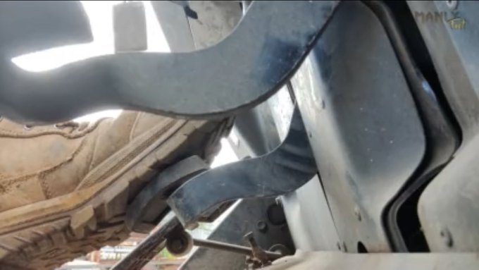 4 pic. Forklifts need their pedals pumped to!

https://t.co/xvyTGjJ9pT https://t.co/Q8Z2HGFaY4