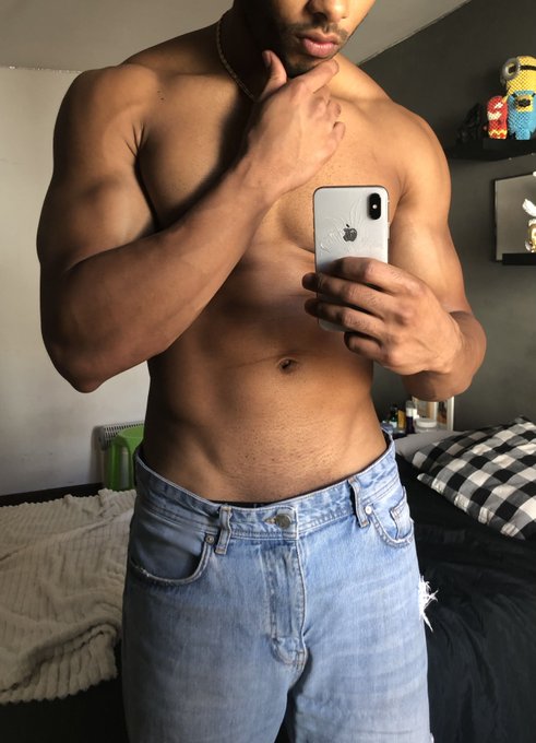 🤔 #nsfwtwt  #sellingcontent  #MaleFeet  #BulgeSpy  #muscle https://t.co/4krK1tzXYs<a href="/tag/nsfwtwt"class="tags">#nsfwtwt</a><a href="/tag/sellingcontent"class="tags">#sellingcontent</a><a href="/tag/malefeet"class="tags">#MaleFeet</a><a href="/tag/bulgespy"class="tags">#BulgeSpy</a><a href="/tag/muscle"class="tags"><span>#muscle</span></a>