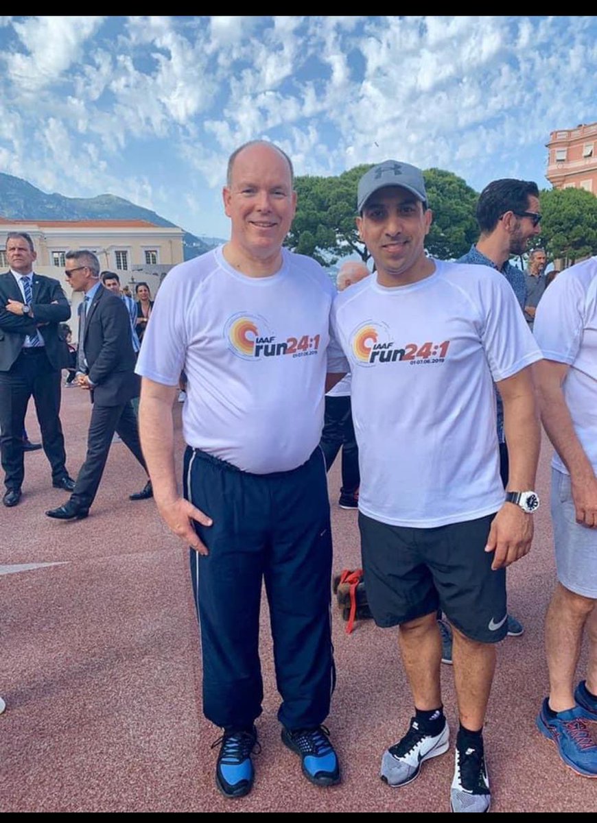 ahmedkhatibi4's tweet image. مع الأمير البيرت ملك دولة موناكوا خلال مشاركته بسباق خيري prince albert