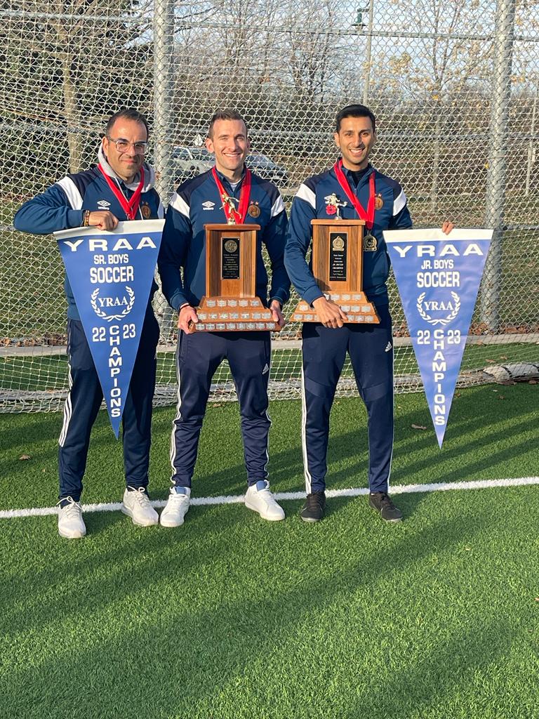 Bringing the Championships back to Holy Cross 🏆🏆🏆 <a href="/Holy_Cross_News/">Holy Cross CA</a> @Mr_Iafrate @Adsylva7 <a href="/PaulMamiani/">Paul Mamiani</a> <a href="/YCDSB/">York Catholic District School Board</a> @AthleticsHoly <a href="/HolyCrossSAC/">Hawks Government</a>