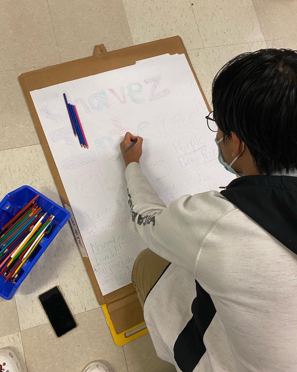 LobosInteract's tweet photo. Purple Pinkie Poster Making Day 2! Don't forget to bring $1 on November 16 and 17 to donate towards eradicating polio! 💉 https://t.co/oeNSQ5gmQ4