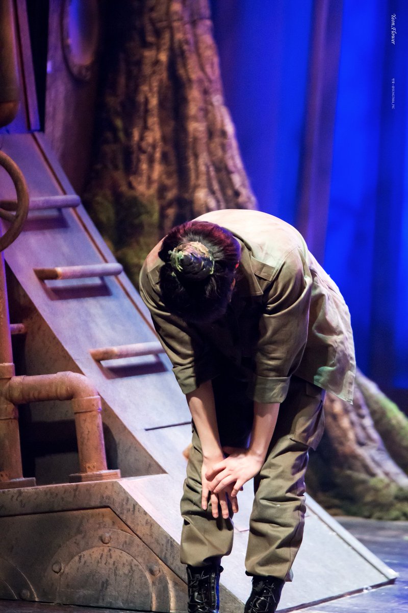 221110 뮤지컬 여신님이 보고계셔

누나 나랑 멀리 도망가요 (그래

#송유택 신석구