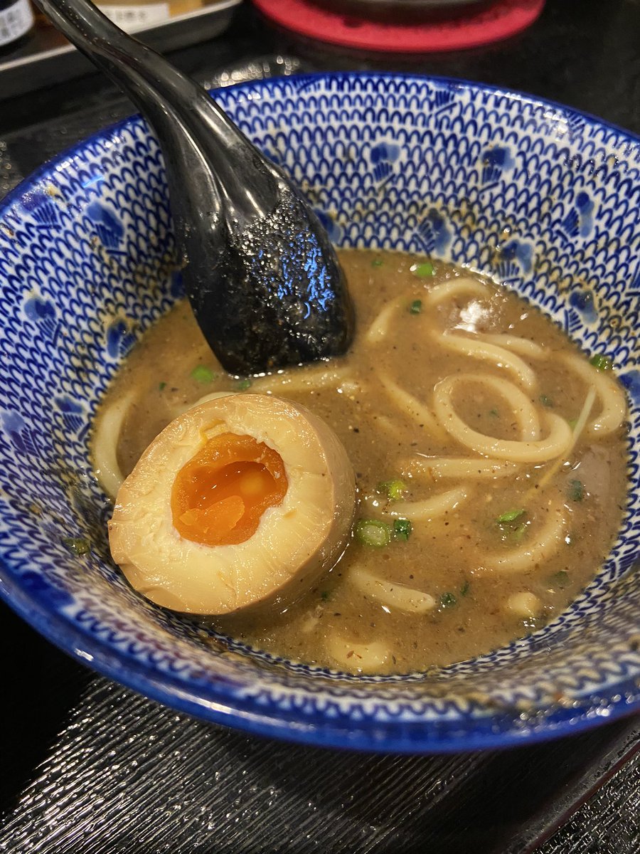 やっぱり　…
つけ麺が食べたくなって…

今日は動画を回さず
ひっそりこっそり
中川會さん<a href="/you45you45you45/">いっちゃいましょう〜！スタッフ募集中中川會ようこ(自意識過剰)</a> 
に行ったら…

入店と同タイミングで
女将さんに
見つかってしまいましたw
女将さんの洞察力エグいw
そして今日も元気やった🥰

美味しかったです！✨
今度は、動画撮ってきます！📹
#中川會