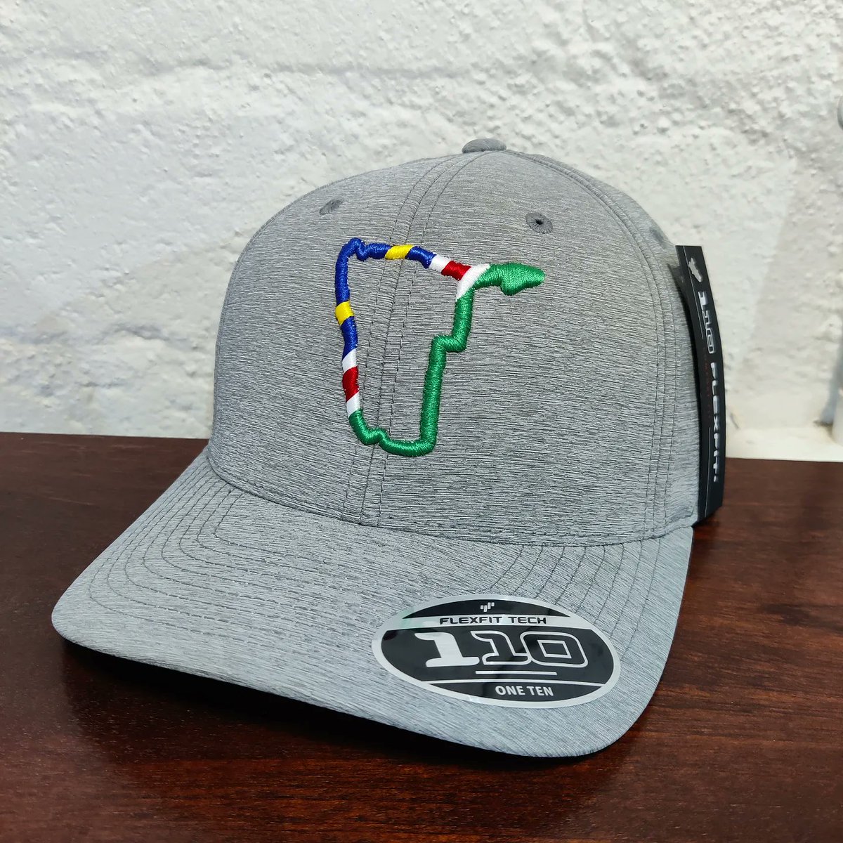 NaCapsOfficial's tweet photo. Super proud to have worked with @gondwanalodges again to put together a range of N!A Caps for a select range of their lodges🤩🇳🇦🧢
Also did some more custom caps with their Nguni design, for the premium King Nehale lodge 🐂🇳🇦
Thanks again Gondwana  #LocalSupportLocal https://t.co/OaERbAq9aG