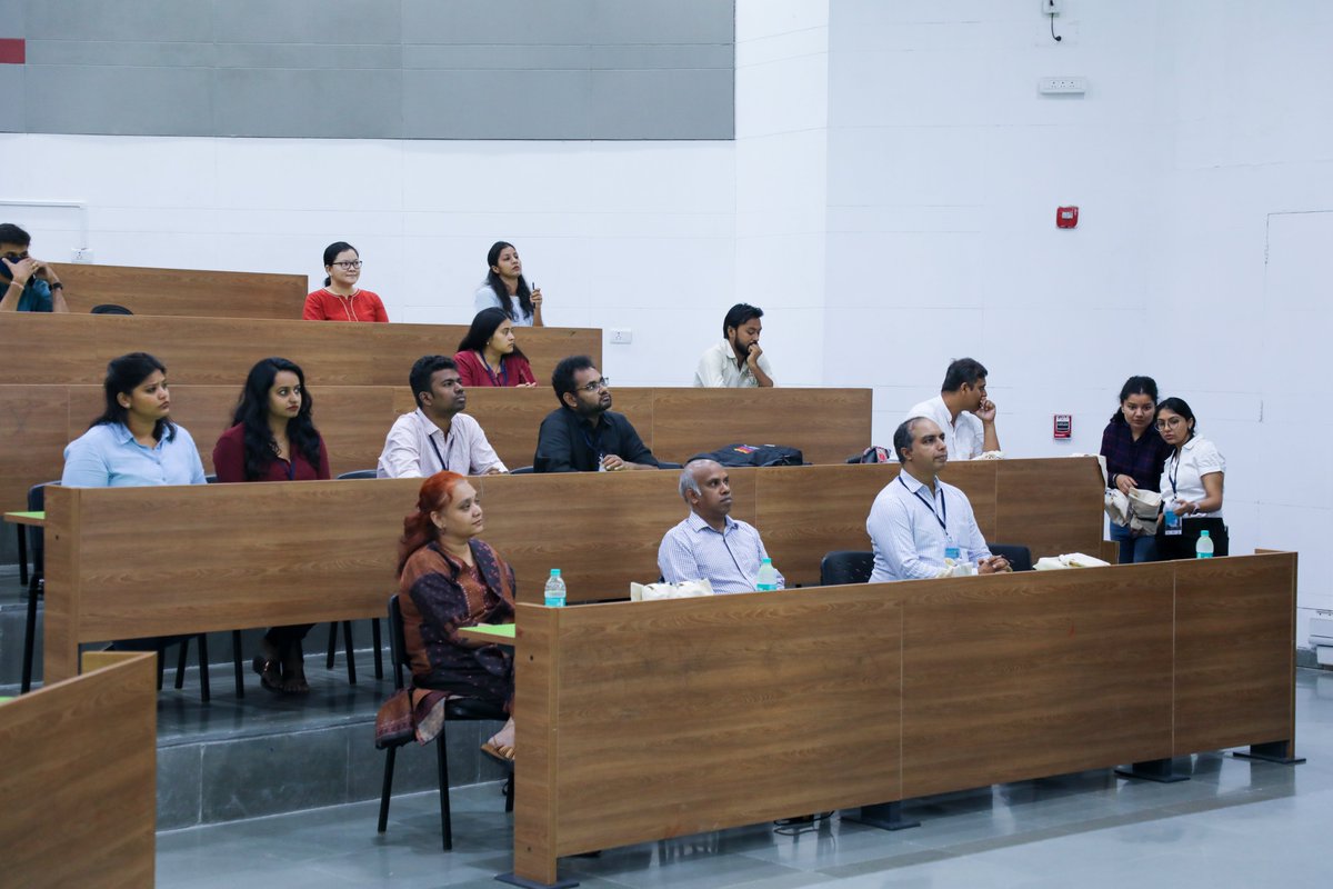 IIT Gandhinagar tweet media