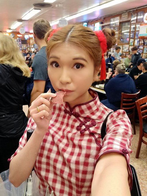 TW Pornstars - Naomi Wu 机械妖姬. Twitter. "CDC Says ‘Do Not Eat Meat or Cheese From Any Deli