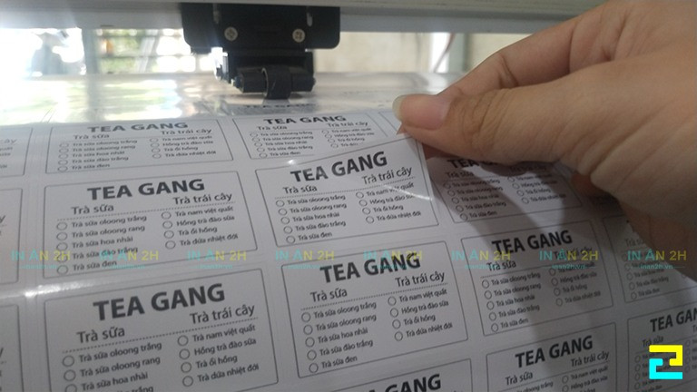 inan2h's tweet photo. Hiện Công Ty In Ấn Quảng Cáo đang cung cấp dịch vụ in decal giá rẻ TPHCM chất lượng tốt. Hãy đến ngay với chúng tôi để được trải nghiệm dịch vụ in ấn chuyên nghiệp nhé. 
🔎 Xem chi tiết bài viết:  https://t.co/u4FfgHQZgN https://t.co/TTIvEFerBP