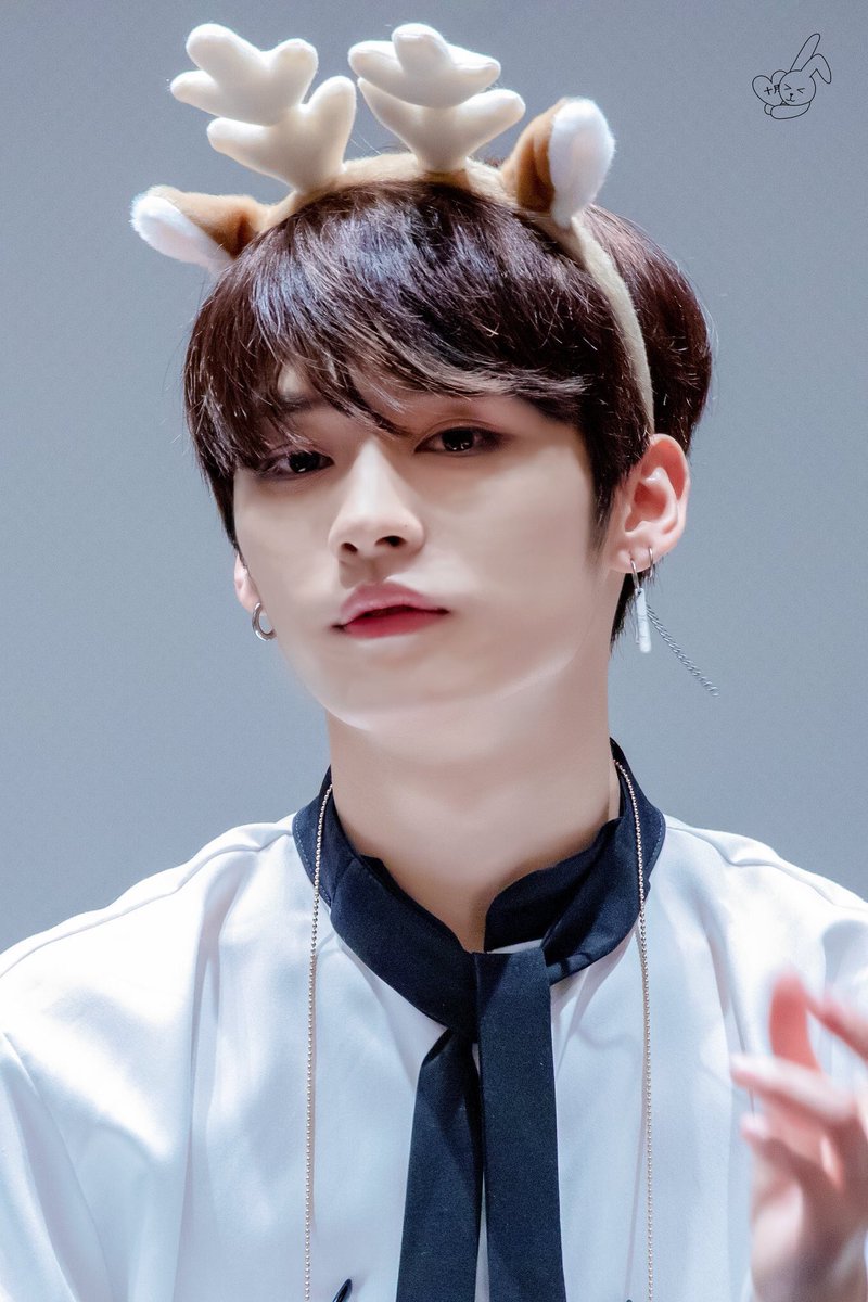timetoLeeKnow's tweet photo. 181103 | 영등포 팬싸인회 (1/2)

#StrayKids #스트레이키즈 #LeeKnow #리노 https://t.co/bq8RCeXL05
